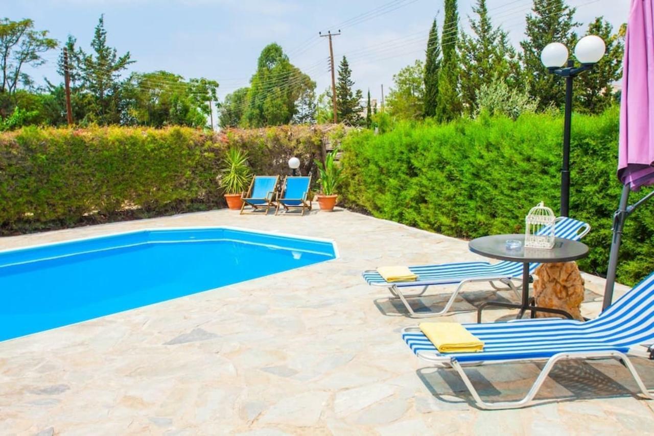 Villa 26 Paphos Bagian luar foto