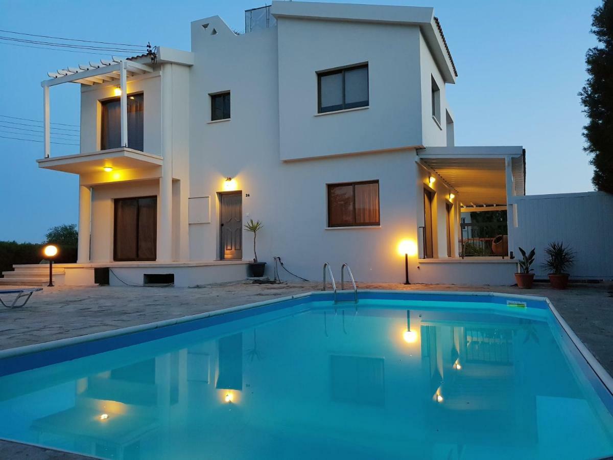 Villa 26 Paphos Bagian luar foto